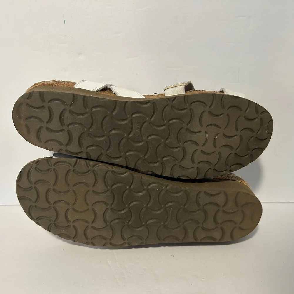 Naot leather sandals